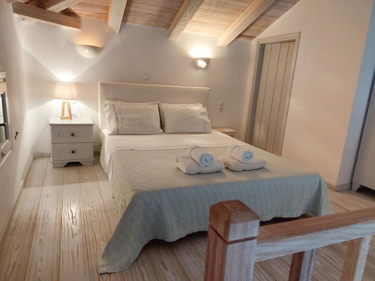Simos Suites 엘라포니소스 외부 사진